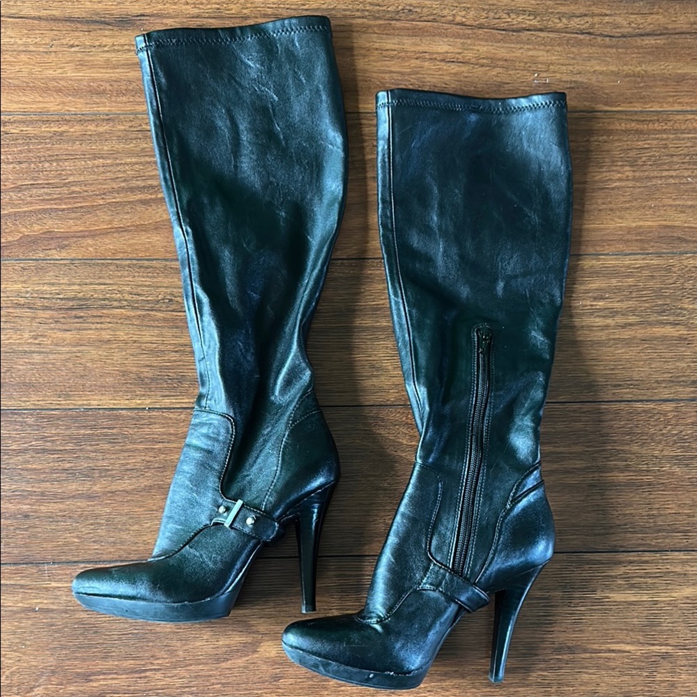 👢👢EUC Nine West Black Heeled Boots with Sleek Pointed Toe👢👢